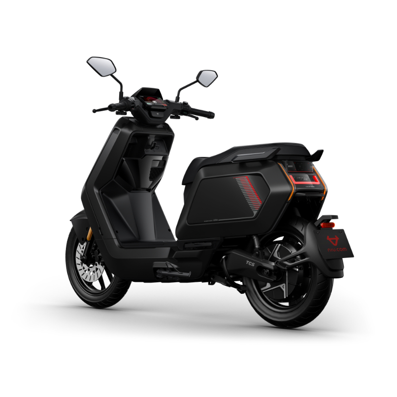 NQiX-150_Basic-Render_Black_Rear-45.jpg