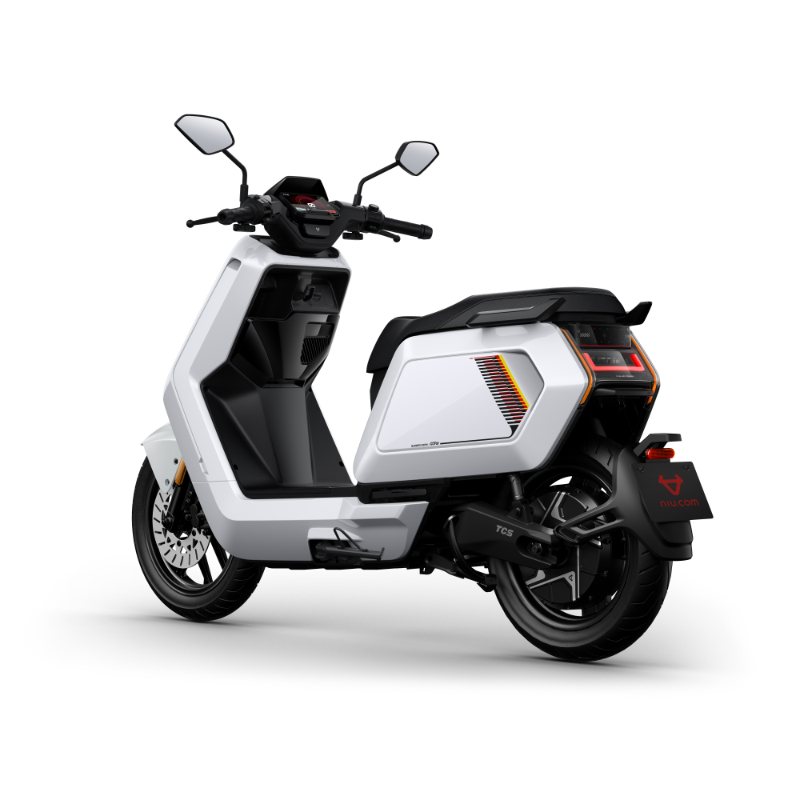 NQiX-150_Basic-Render_White_Rear-45.jpg